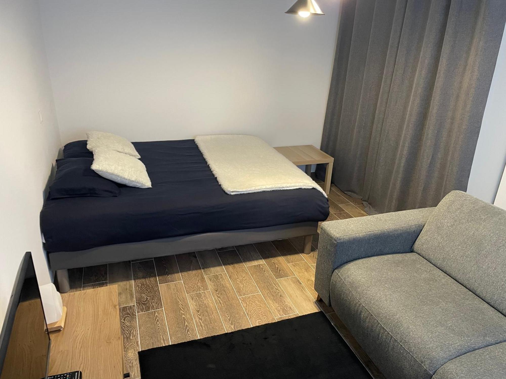 Studio Bien Situe & Tout Equipe Dans Une Maison Scionzier 외부 사진